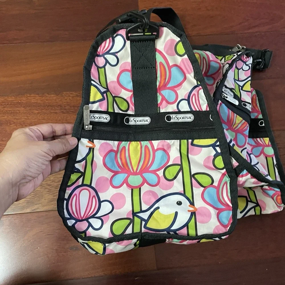 LeSportsac Bird Flower Weekender Overnight Duffel Bag Multicolor Rare‎ HTF B27
